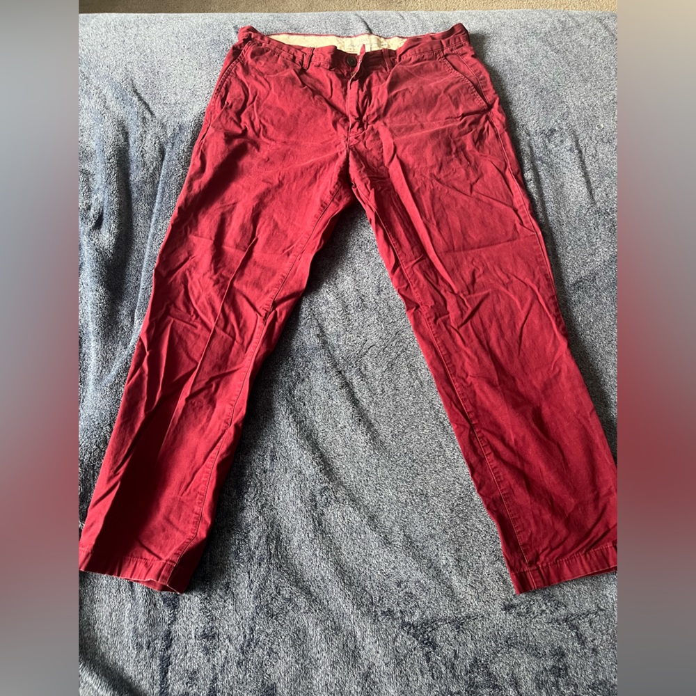 H&M Slim Fit Burgundy Slacks 36/31 Mens